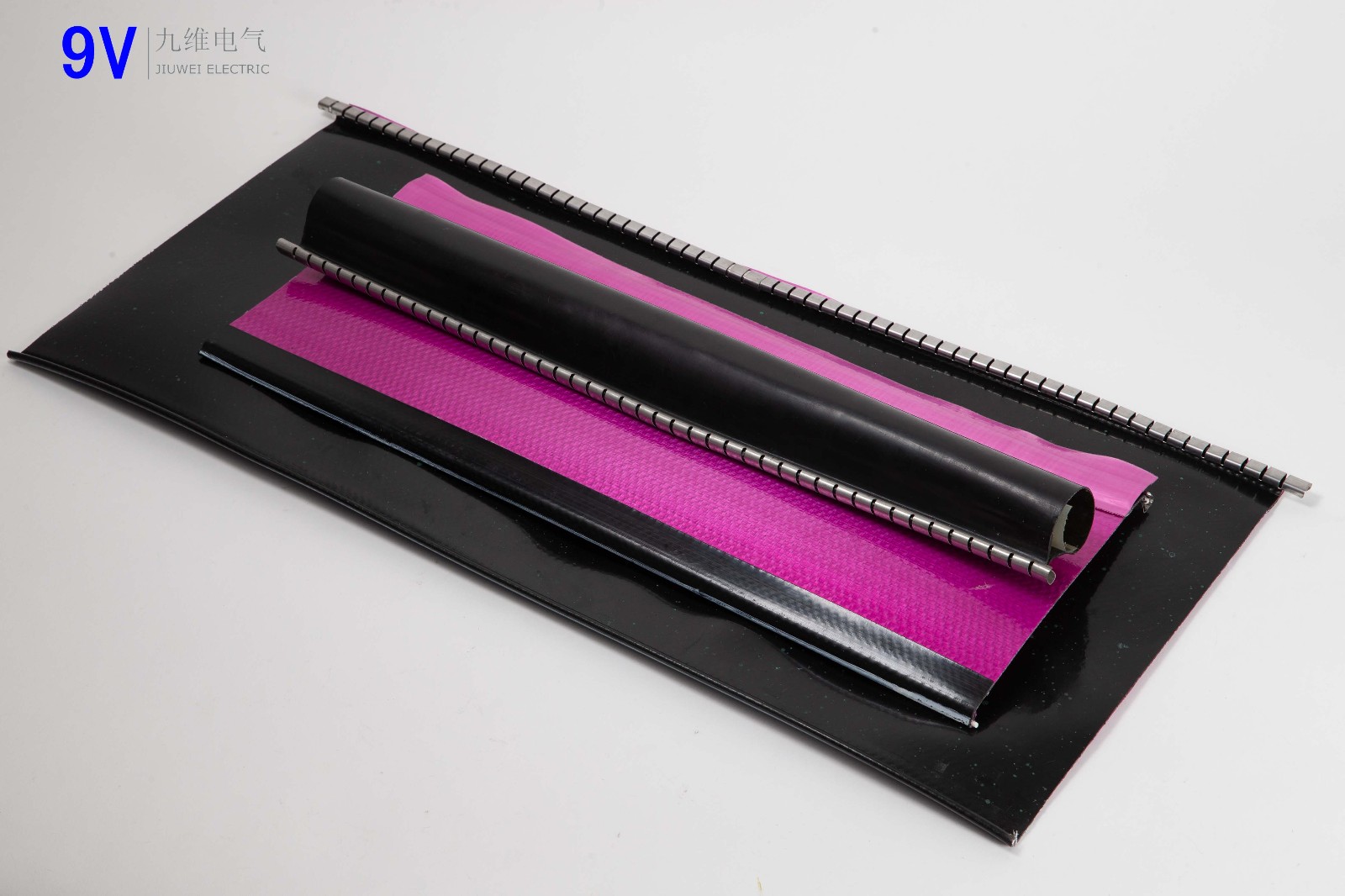 1585892139577173.jpg 拉鏈?zhǔn)阶o(hù)套管(電纜修補(bǔ)片).jpg